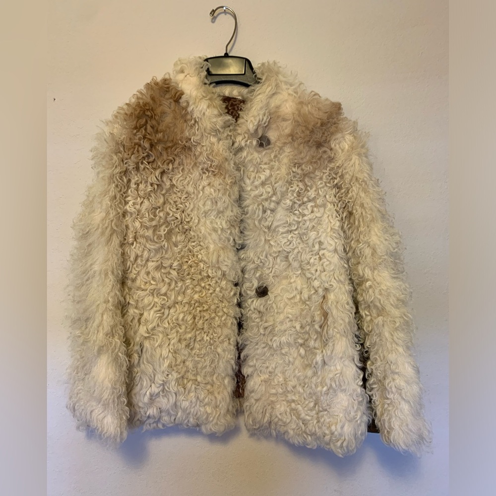 Fantastic vintage 1970s Mongolian sheepskin jacket or short coat